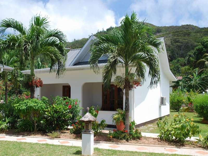 Britannia Hotel Grand Anse  Esterno foto