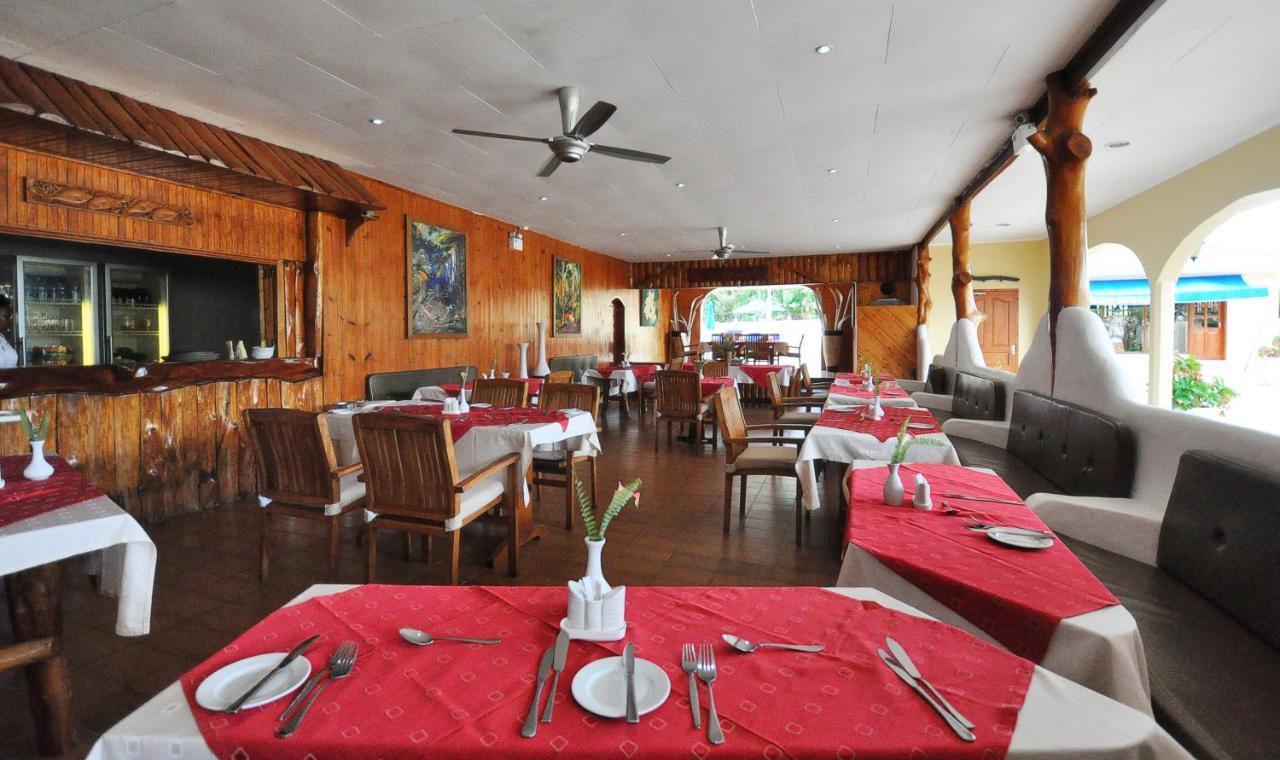 Britannia Hotel Grand Anse  Esterno foto