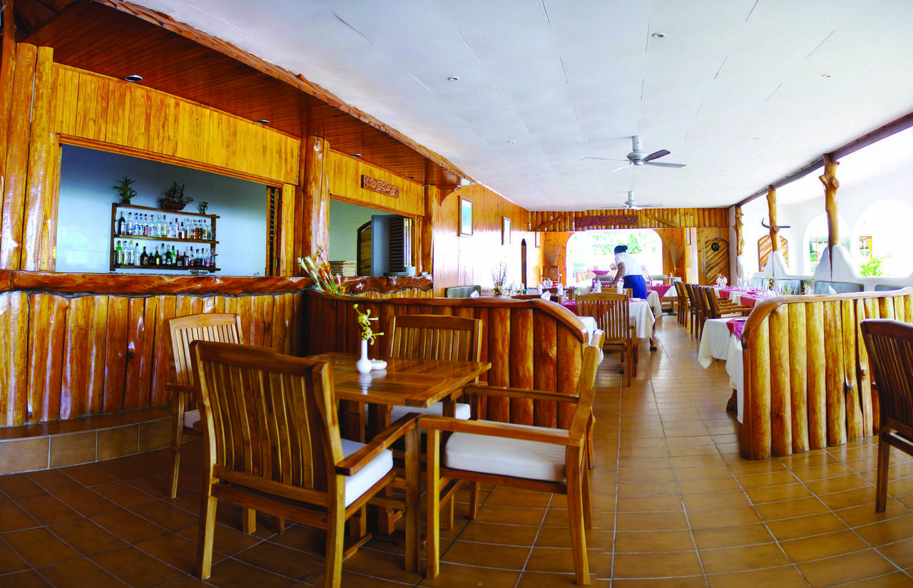 Britannia Hotel Grand Anse  Esterno foto