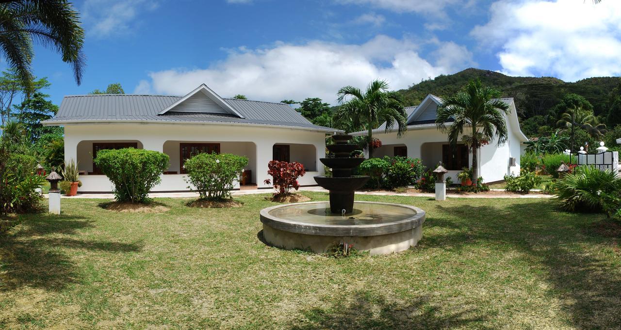 Britannia Hotel Grand Anse  Esterno foto