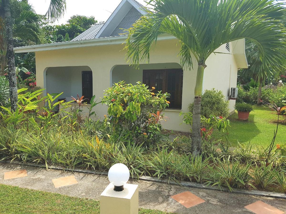 Britannia Hotel Grand Anse  Esterno foto