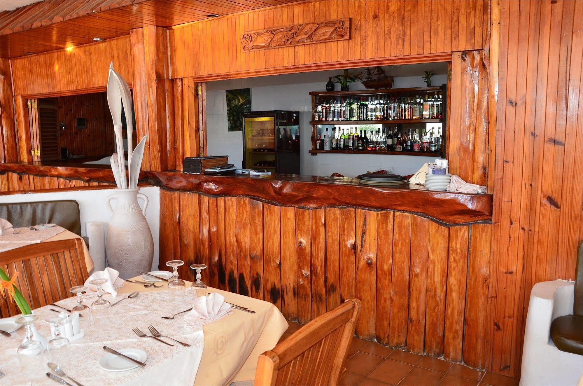 Britannia Hotel Grand Anse  Esterno foto