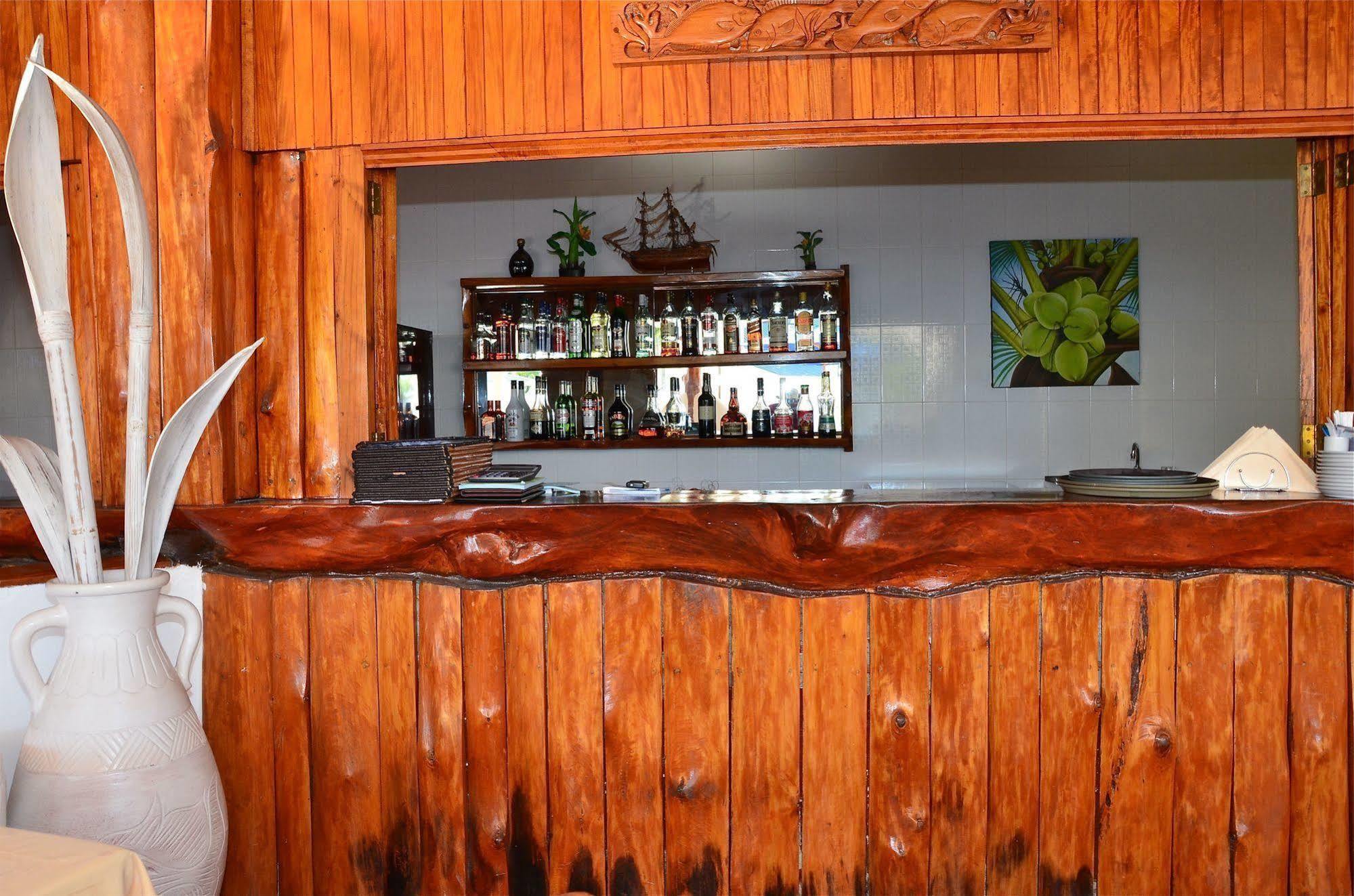 Britannia Hotel Grand Anse  Esterno foto